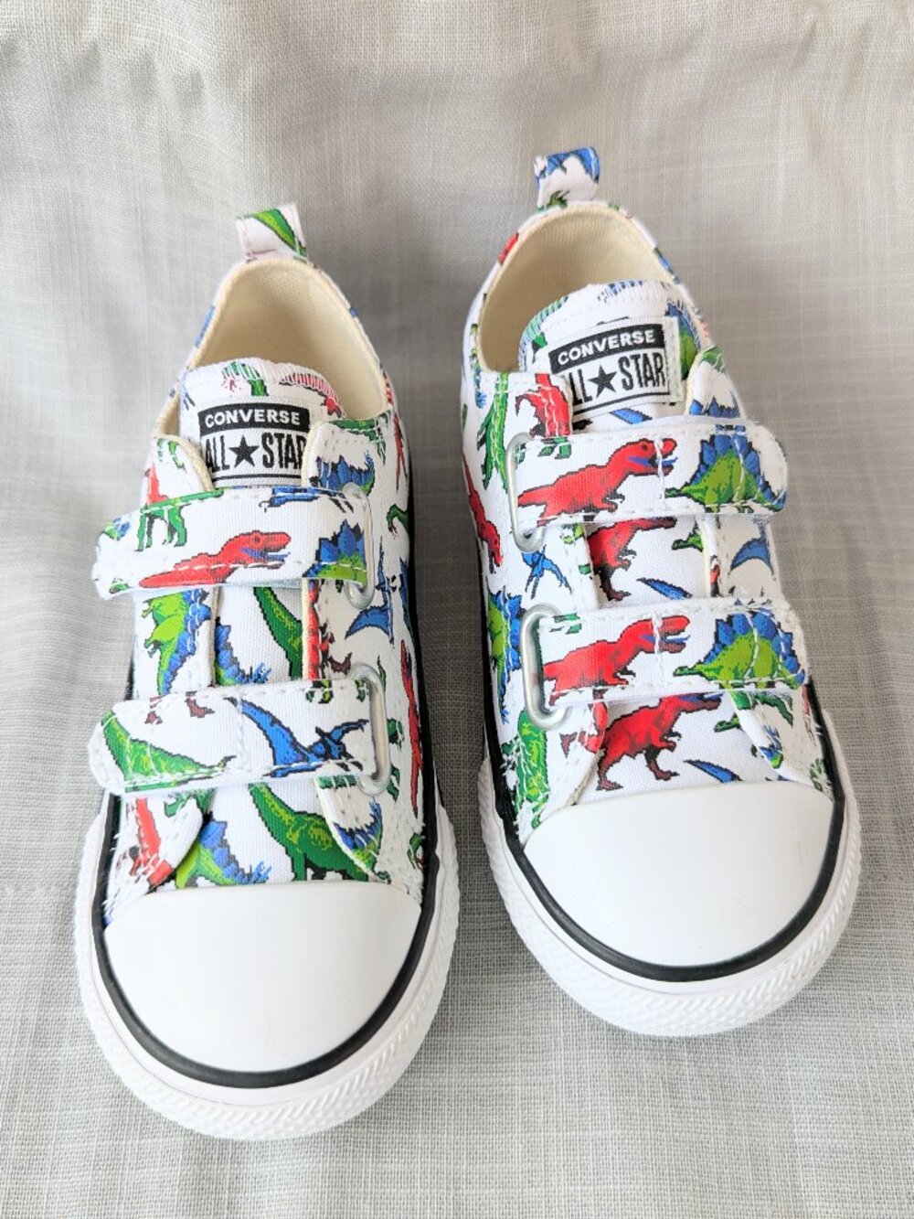 DINOSAUR PRINT LOW TOP CONVERSE CHUCKS SNEAKERS TODDLER BOYS SIZE 9